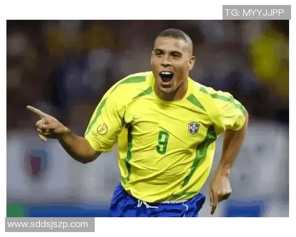 当足球巨星面临挑战和失误时 他们如何从失败中崛起走向巅峰