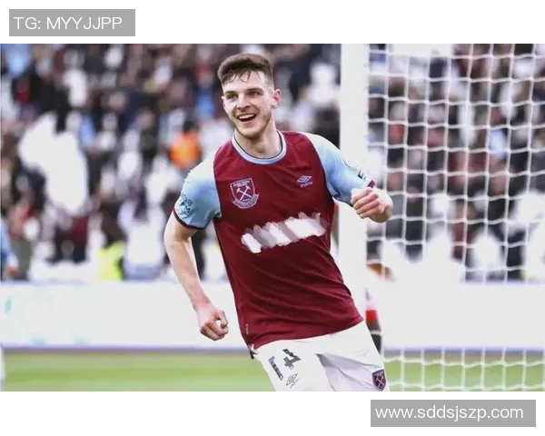 球场上颜值与实力并存的足球明星排名谁是最具魅力的球员