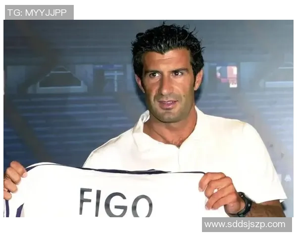 聚焦足球场七号球星的传奇历程与辉煌瞬间揭秘 聚焦足球场七号球星的传奇历程与辉煌瞬间揭秘